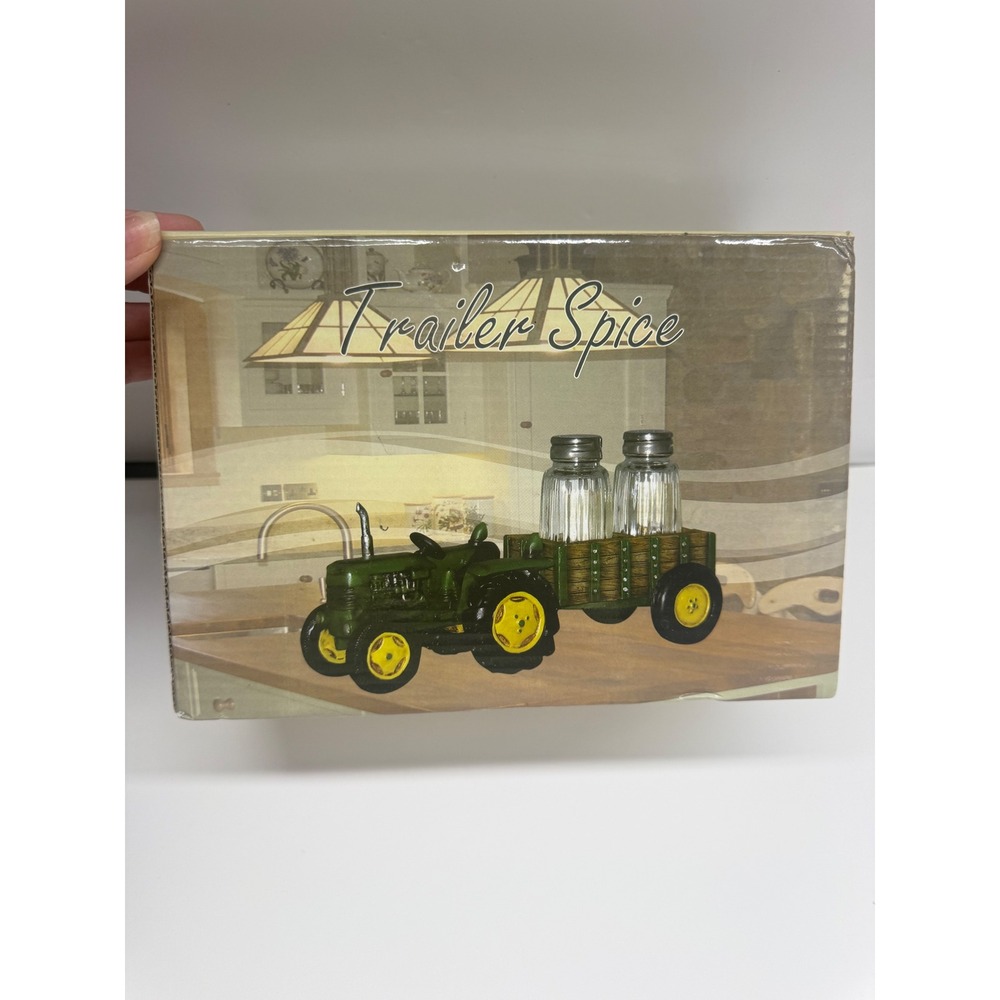 DWK Trailer Spice Green Farm Tractor Salt and Pepper Shaker Set New in Box